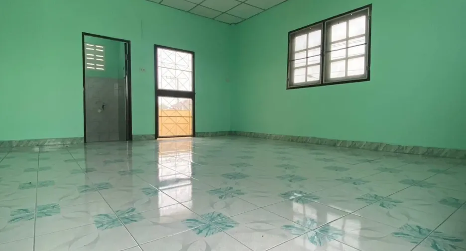 For rent 1 bed retail Space in Si Racha, Chonburi