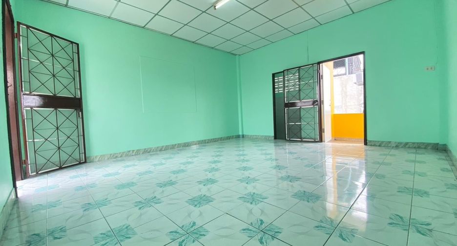 For rent 1 bed retail Space in Si Racha, Chonburi