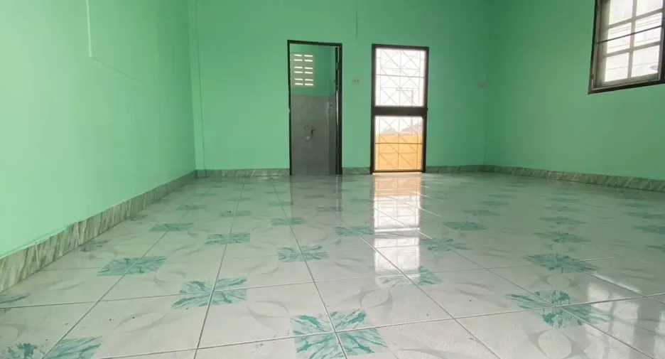 For rent 1 bed retail Space in Si Racha, Chonburi