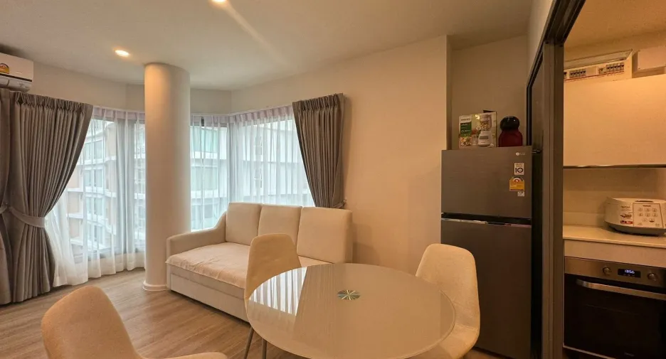 For rent 2 bedrooms condo in Mueang Phuket, Phuket
