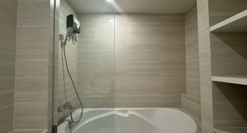 For rent 2 bedrooms condo in Mueang Phuket, Phuket