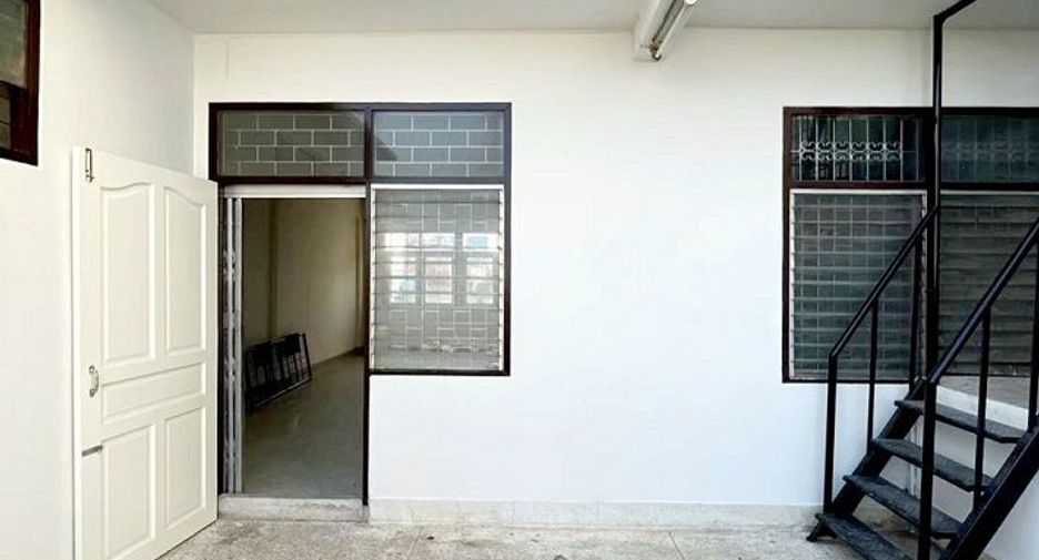 For sale 5 bedrooms townhouse in Mueang Khon Kaen, Khon Kaen