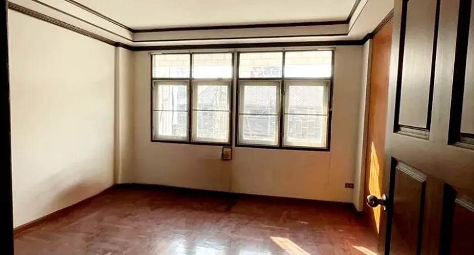 For sale 5 bedrooms townhouse in Mueang Khon Kaen, Khon Kaen
