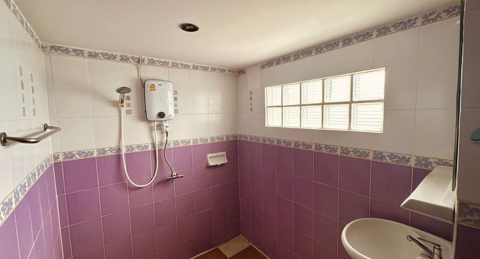 For rent 3 bedrooms house in Mueang Phuket, Phuket
