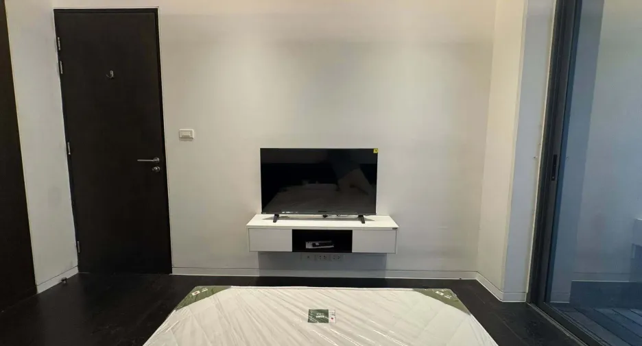 For sale and for rent 2 bedrooms condo in Watthana, Bangkok