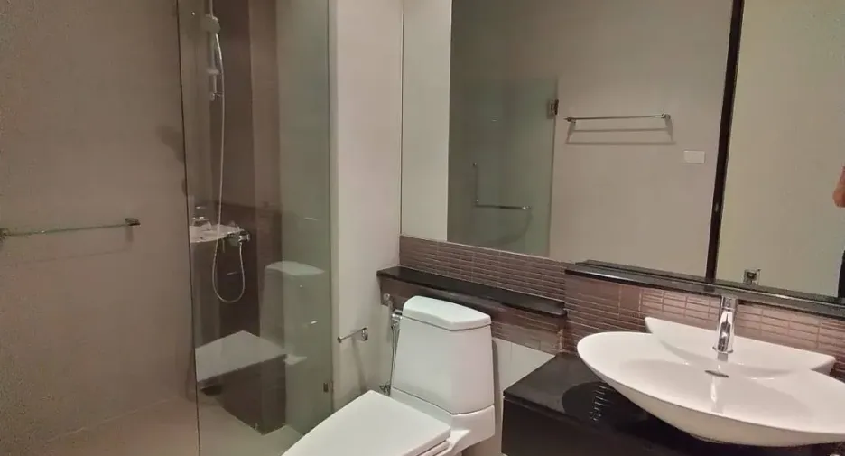 For sale 2 ベッドルーム condo in Sattahip, Chonburi