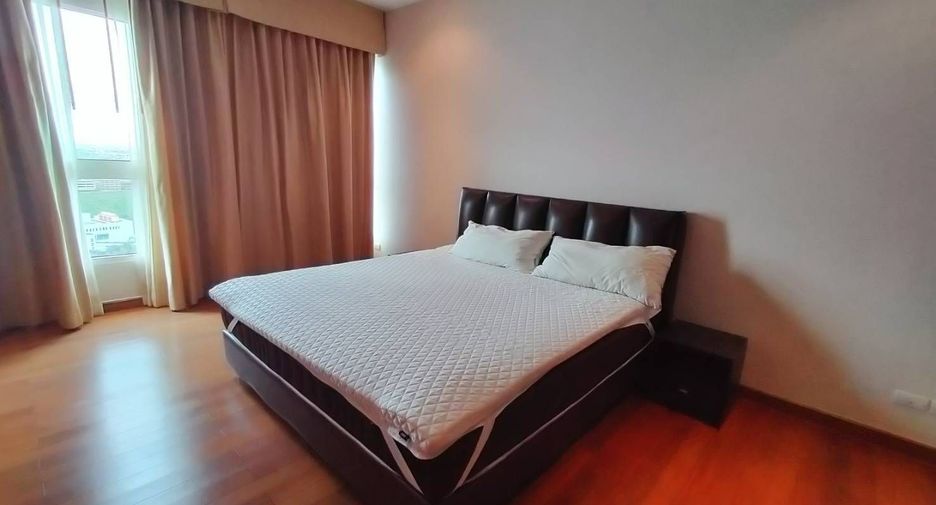 For sale 2 ベッドルーム condo in Sattahip, Chonburi