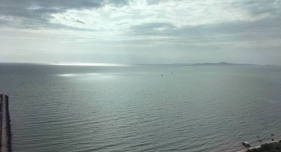 For sale 2 ベッドルーム condo in Sattahip, Chonburi