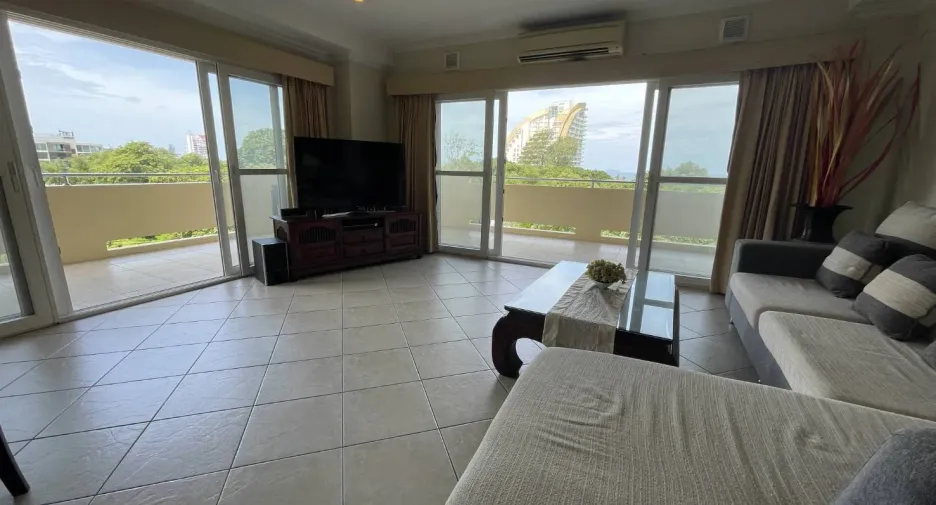 For rent 1 bed condo in Bang Lamung, Chonburi