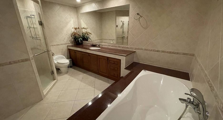 For rent 1 bed condo in Bang Lamung, Chonburi