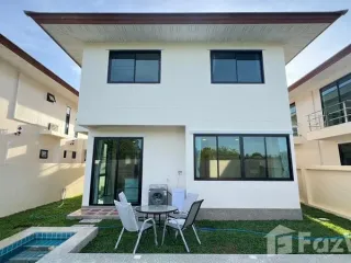 Villa en alquiler de 4 habitaciones en Bang Lamung, Chonburi