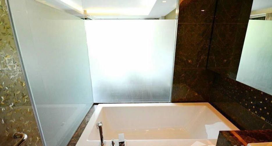 For sale and for rent 1 bed condo in Watthana, Bangkok