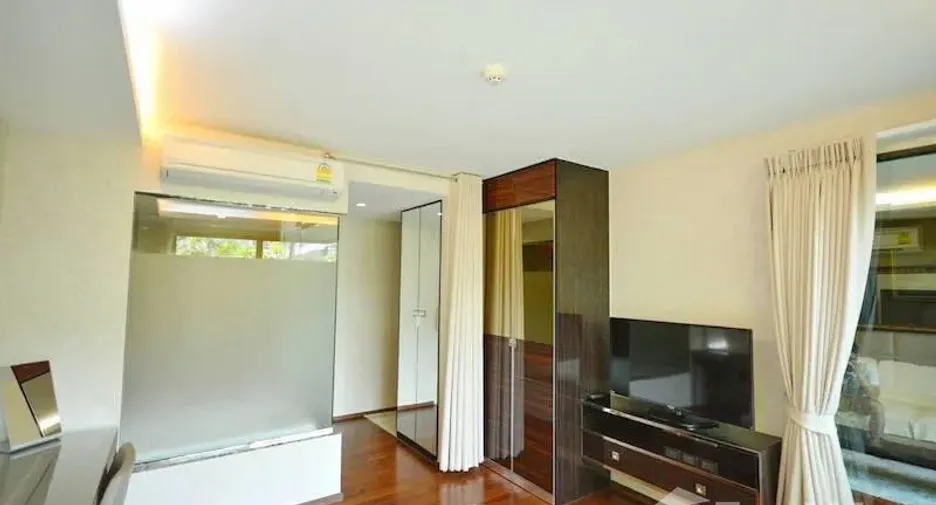 For sale and for rent 1 bed condo in Watthana, Bangkok
