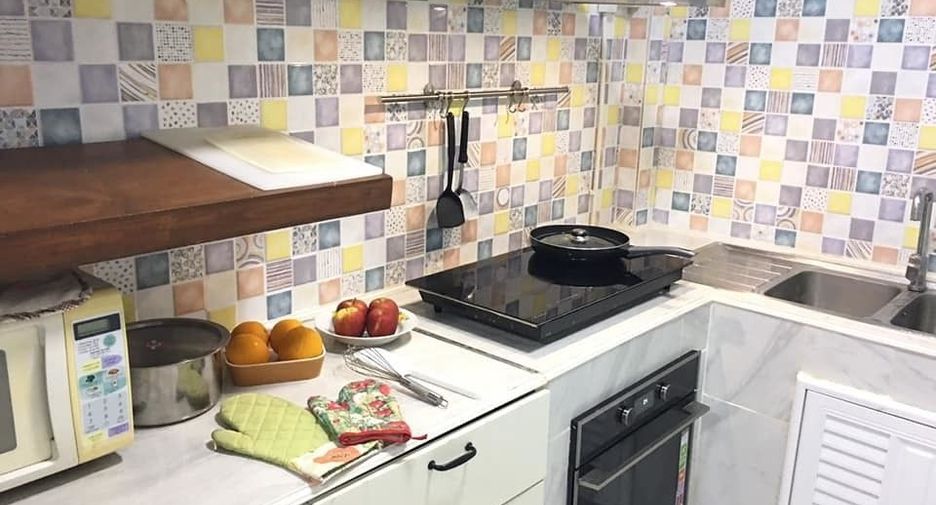 For sale 4 bedrooms townhouse in Bang Phli, Samut Prakan