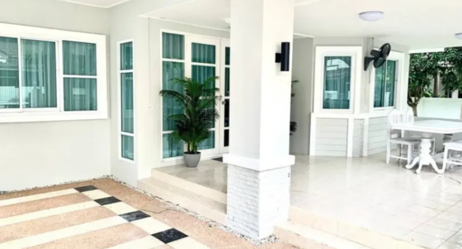 For sale 3 bedrooms house in Bang Lamung, Chonburi