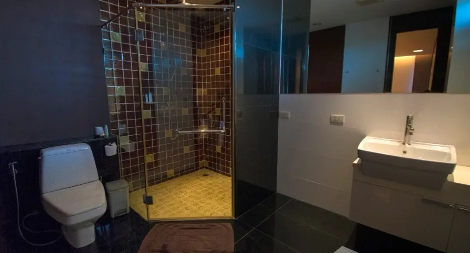For sale and for rent 2 bedrooms condo in Bang Lamung, Chonburi