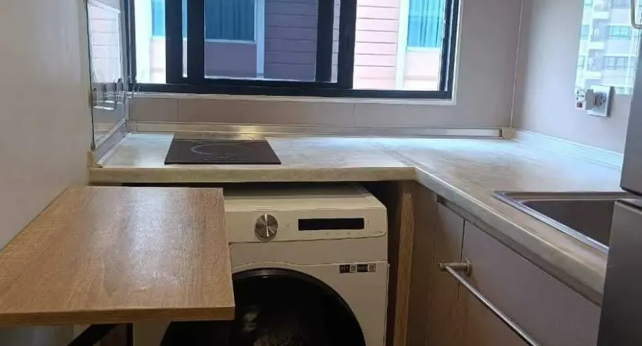 For sale 2 bedrooms condo in Wang Thonglang, Bangkok