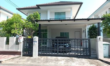 À louer 3 chambres maison à Bang Lamung, Chonburi