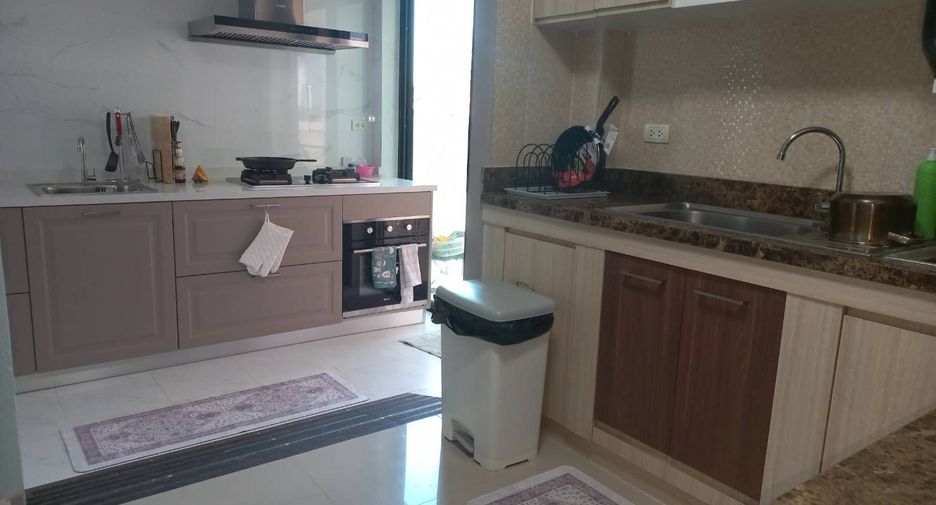 Haus zur Miete mit 3 Zimmer in Bang Lamung, Chonburi