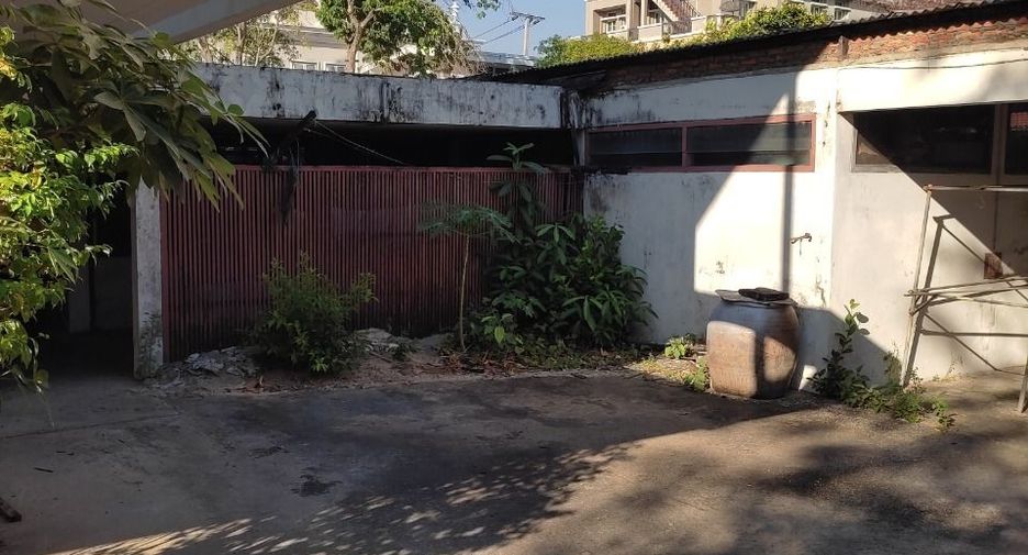 À vendre 4 chambres maison à Watthana, Bangkok