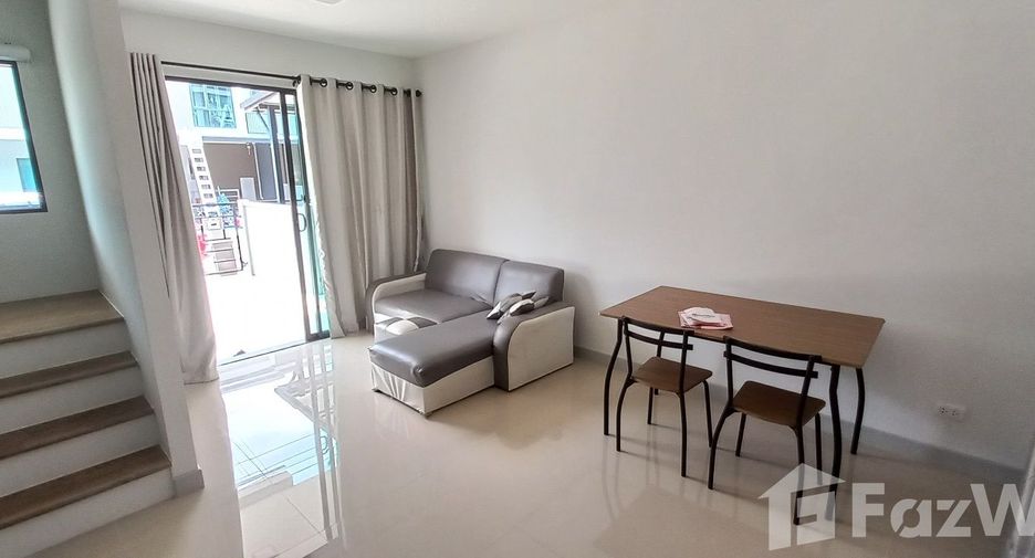 For rent 3 bedrooms townhouse in Khlong Luang, Pathum Thani