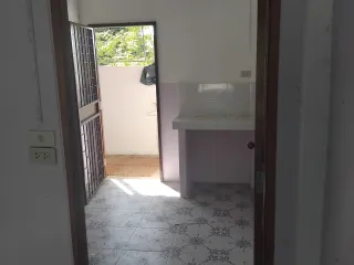 出售 5 卧室 独立屋 在 Mueang Lop Buri, Lop Buri