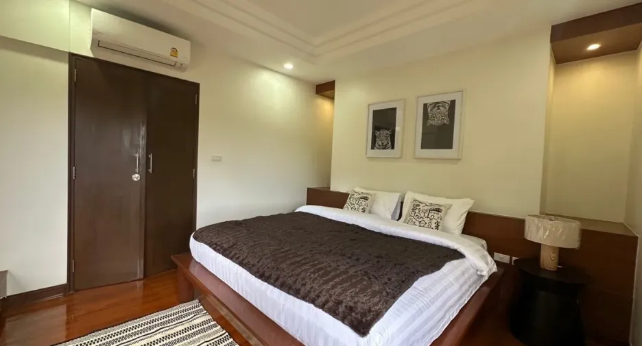 For sale and for rent 6 bedrooms villa in Bang Lamung, Chonburi
