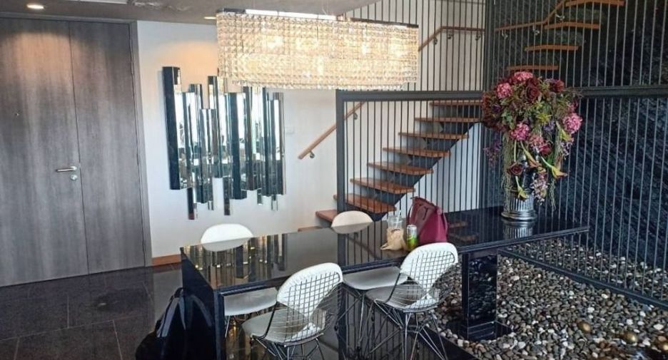Condo en venta de 3 habitaciones en Phaya Thai, Bangkok