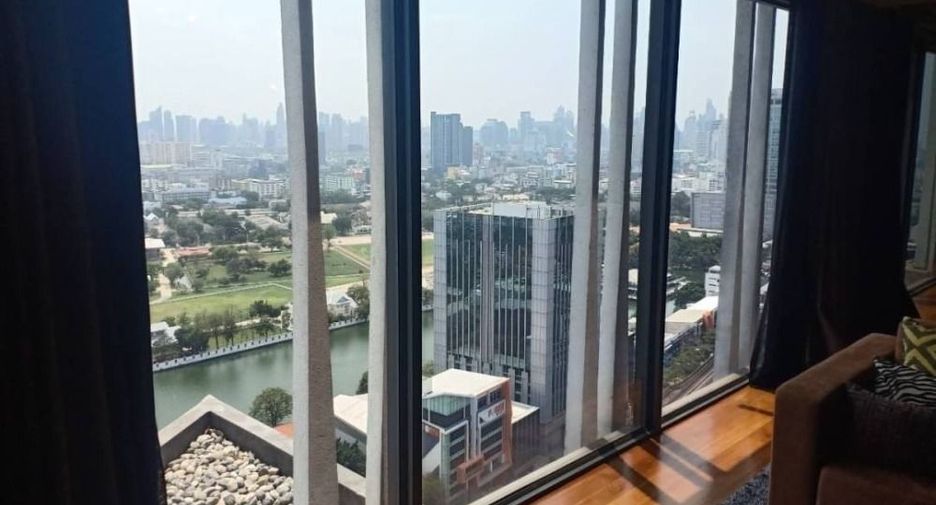 Condo en venta de 3 habitaciones en Phaya Thai, Bangkok