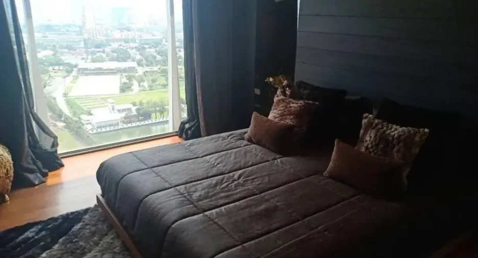 Condo en venta de 3 habitaciones en Phaya Thai, Bangkok