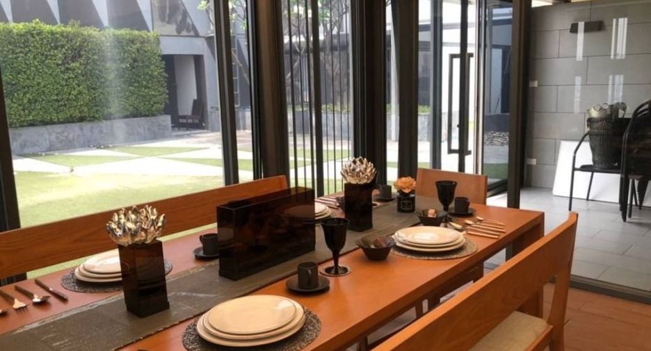 Condo en venta de 3 habitaciones en Phaya Thai, Bangkok