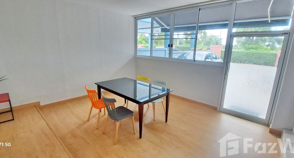 For sale 4 bedrooms house in Bang Lamung, Chonburi