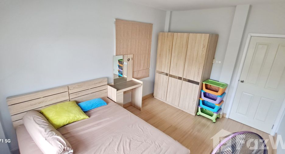 For sale 4 bedrooms house in Bang Lamung, Chonburi