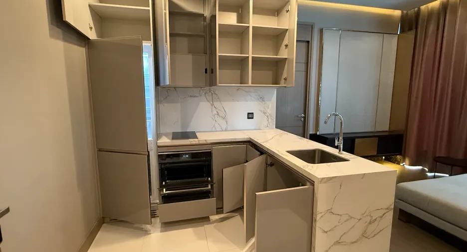 Wohnung zum Kauf und zur Miete mit 1 Zimmer in Watthana, Bangkok