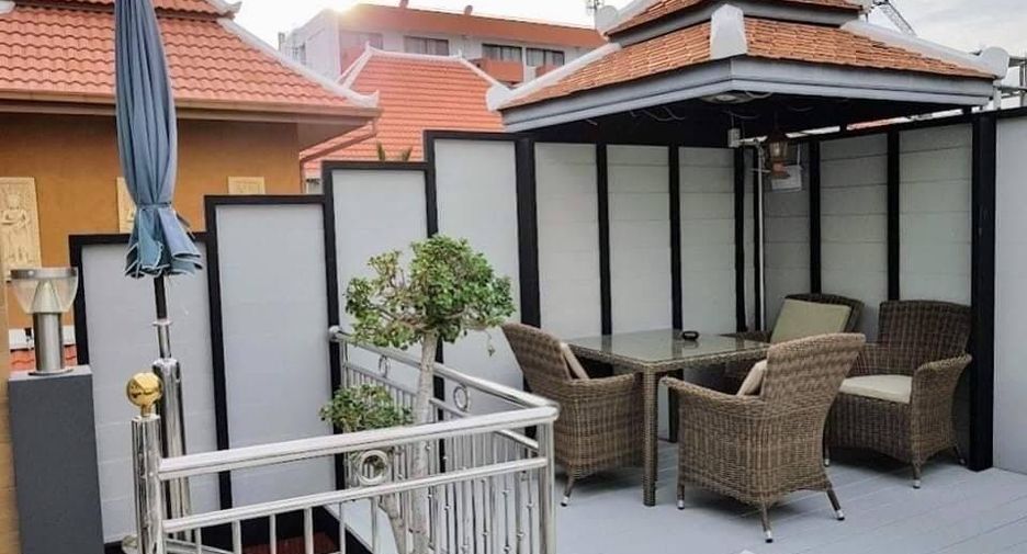 For sale 3 bedrooms villa in Bang Lamung, Chonburi