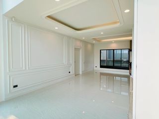 For sale 4 bedrooms house in Bangkok Noi, Bangkok