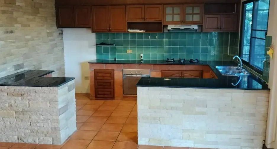 Casa en venta de 3 habitaciones en Kathu, Phuket