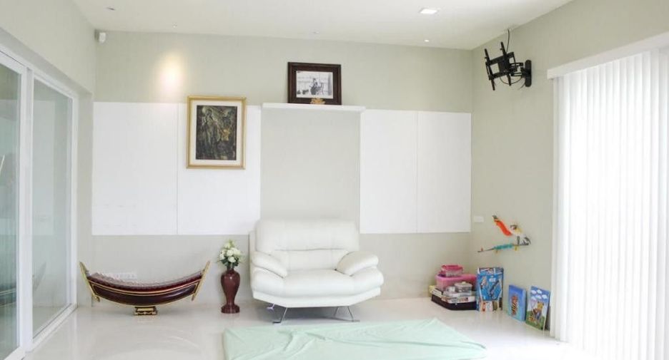 Haus zum Kauf mit 4 Zimmer in Lak Si, Bangkok