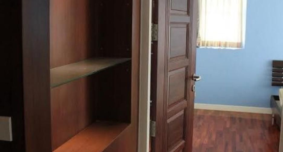 Haus zum Kauf mit 4 Zimmer in Lak Si, Bangkok