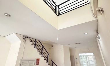 For sale 4 bedrooms house in Lat Phrao, Bangkok
