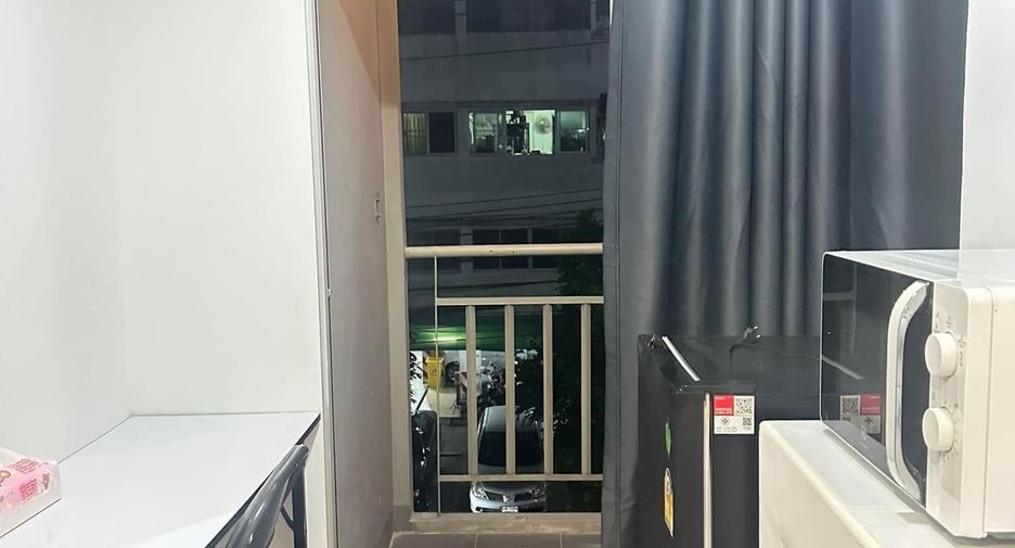 For sale studio condo in Bang Kapi, Bangkok