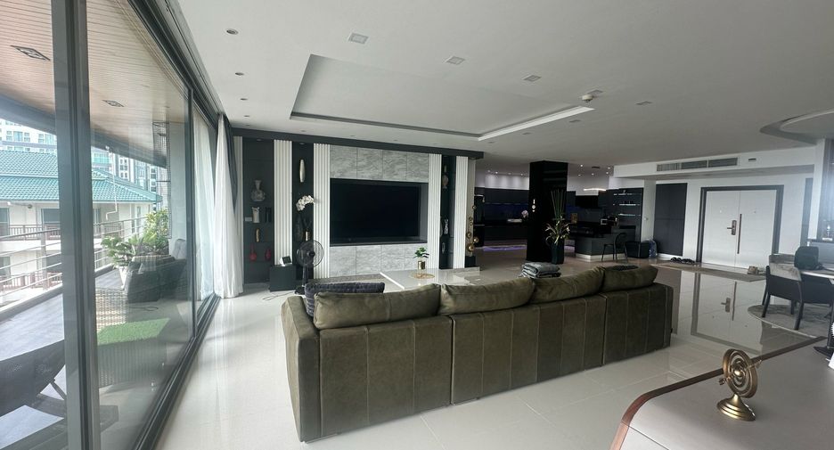 For sale 2 bedrooms condo in Bang Lamung, Chonburi