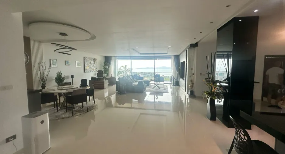 For sale 2 bedrooms condo in Bang Lamung, Chonburi