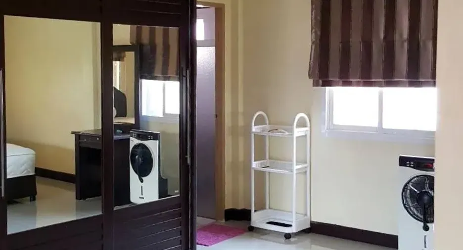 For sale and for rent 3 bedrooms house in Bang Lamung, Chonburi