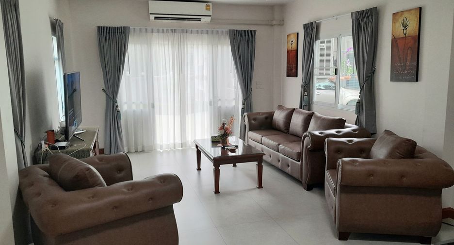 For sale 5 bedrooms house in Mueang Nakhon Pathom, Nakhon Pathom