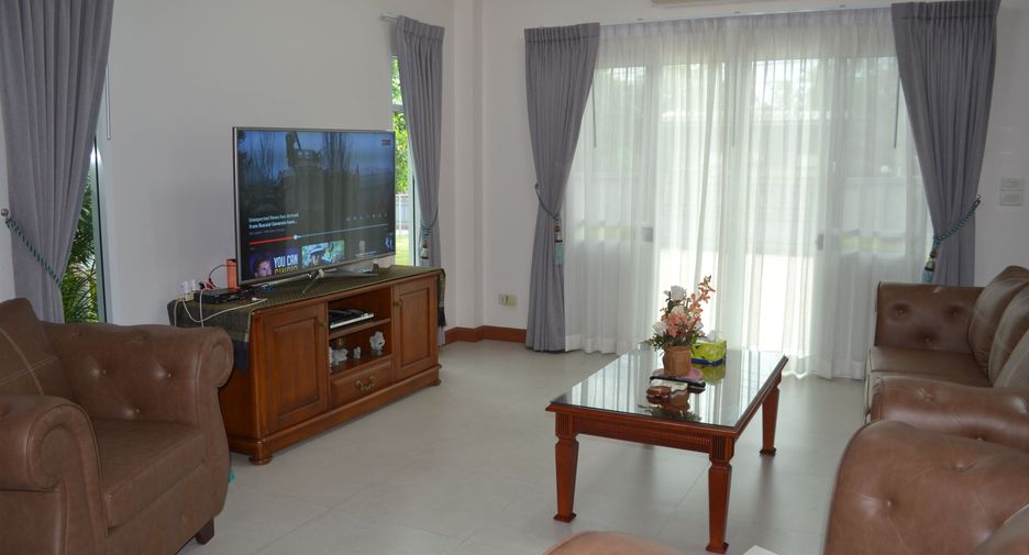 For sale 5 bedrooms house in Mueang Nakhon Pathom, Nakhon Pathom