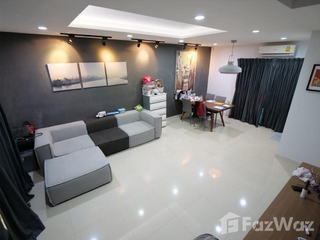 For sale 3 bedrooms townhouse in Prawet, Bangkok