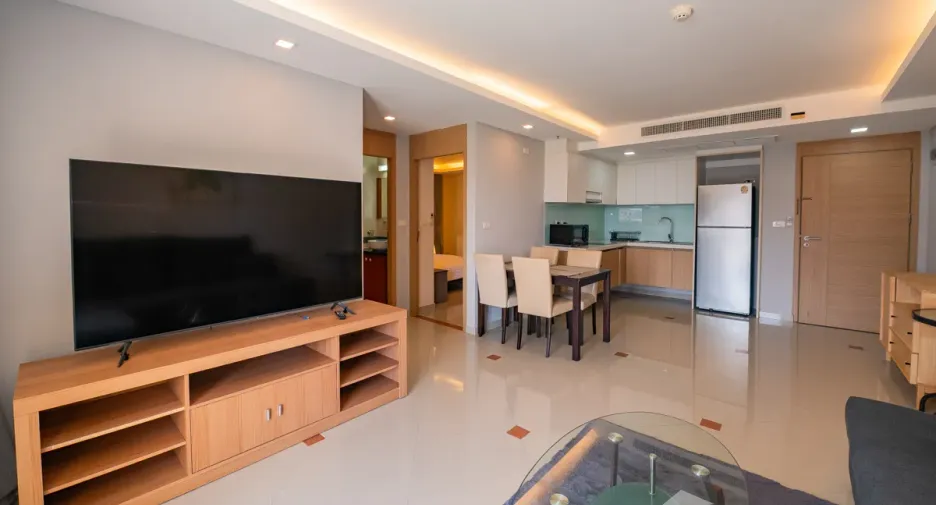 For rent 2 bedrooms condo in Bang Lamung, Chonburi