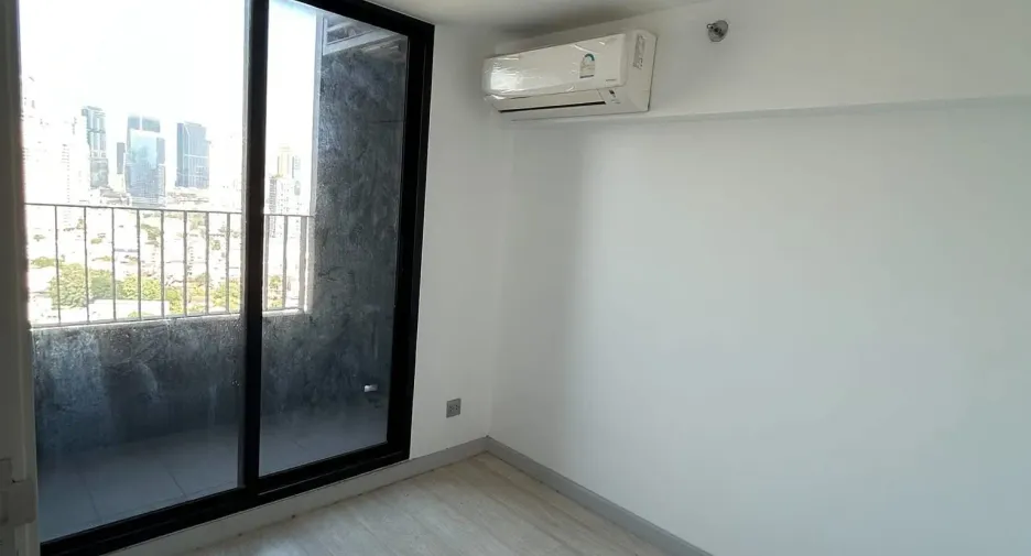 Condo en venta de 2 habitaciones en Sathon, Bangkok