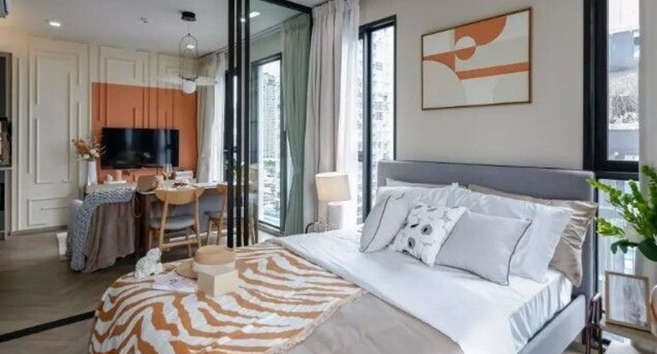 For sale 3 bedrooms condo in Bang Rak, Bangkok